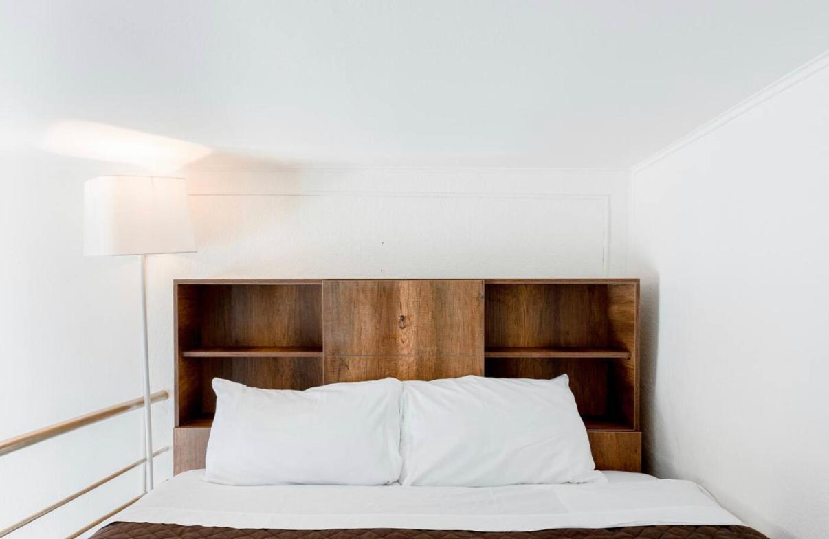 Central Location King Size Bed Tbilisi Eksteriør bilde